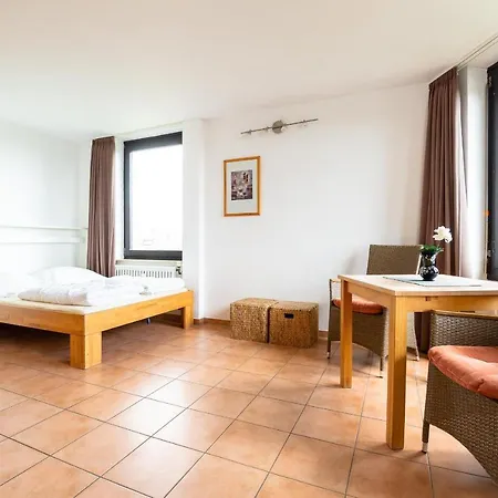 公寓 Ferienwohnpark Ein-zimmer-apartment 49 37 博登斯边的伊门施塔特